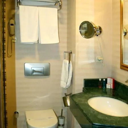 Cetin Hotel 3*