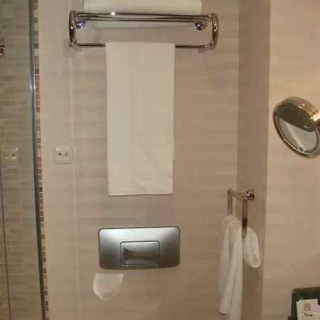 Cetin Hotel 3*